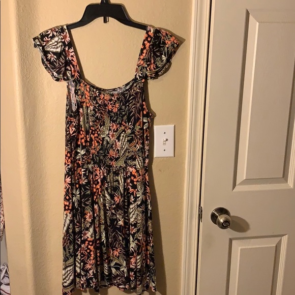 Pattern Dress! - Picture 3 of 3